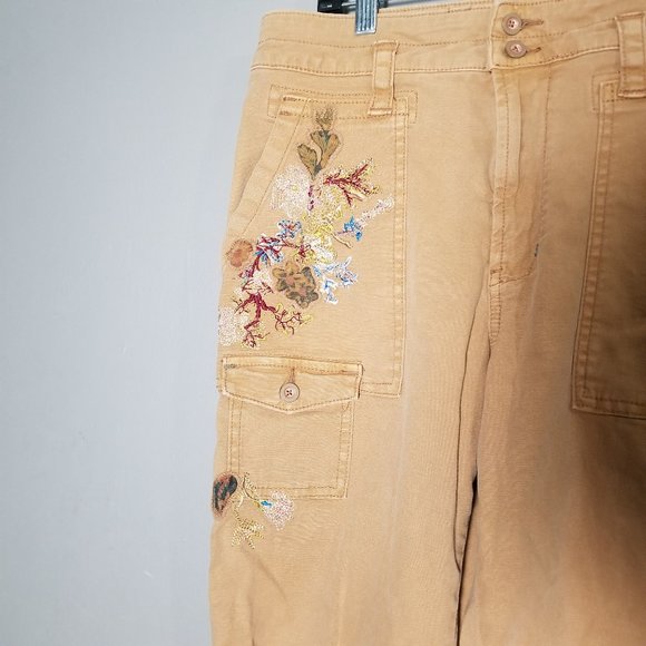 Anthropologie Wanderer Embroidered Cargo Pants - Picture 4 of 11